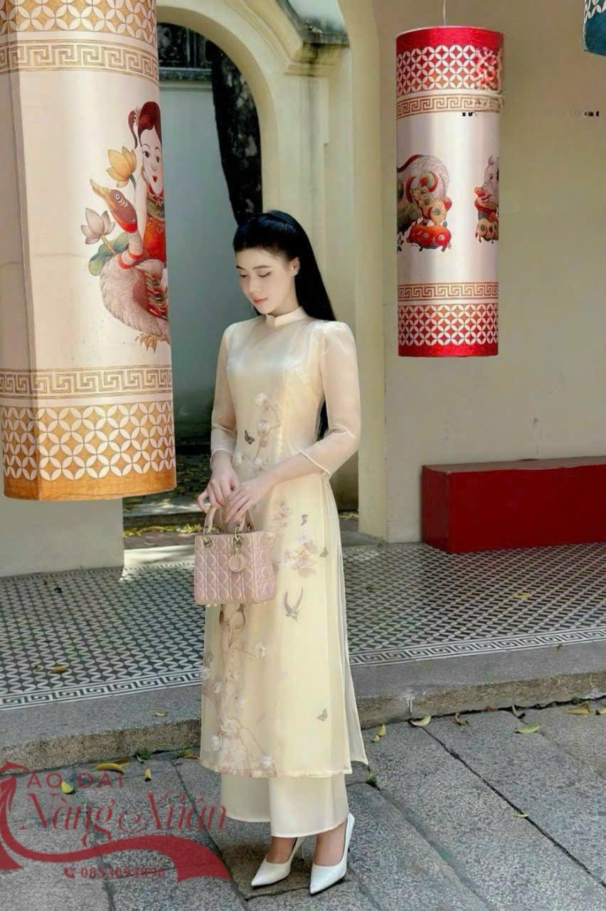 ao-dai-nu-tay-phong-giao-thuy-trang (1)
