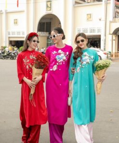 ao-dai-cach-tan-dang-suong