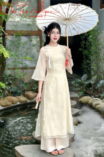 Áo dài cách tân nữ trắng kem tinh khôi