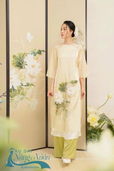 Áo dài tết may sẵn