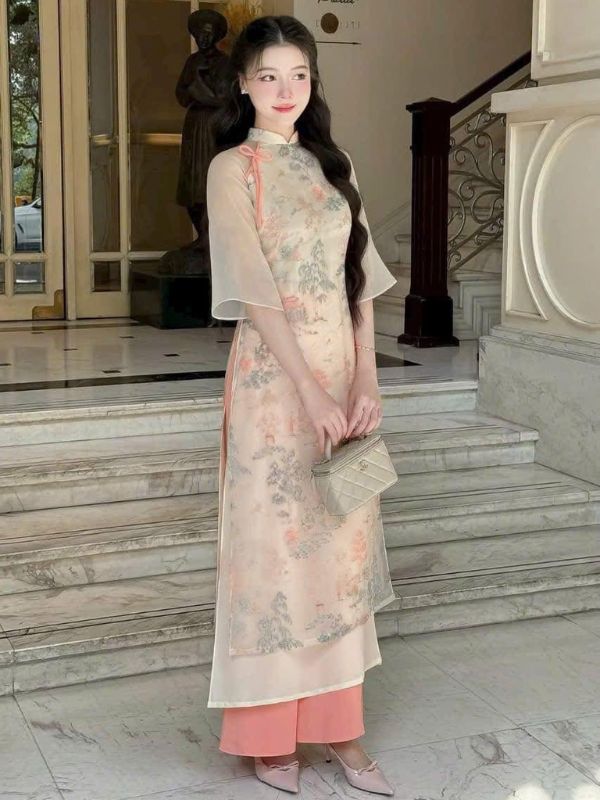 Áo dài cách tân nữ tay lỡ giúp che bắp tay tinh tế